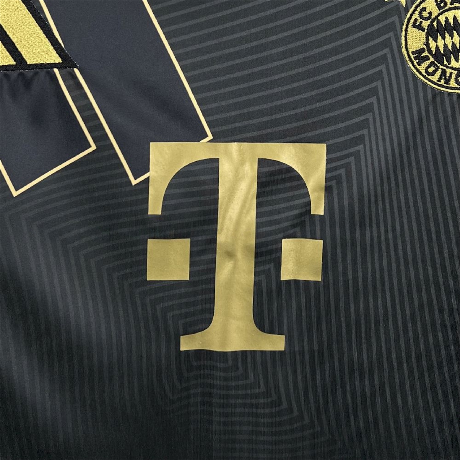 Bayern Munich 25-26 Black Gold Special Edition Jersey - Fans Version - ManixJersey