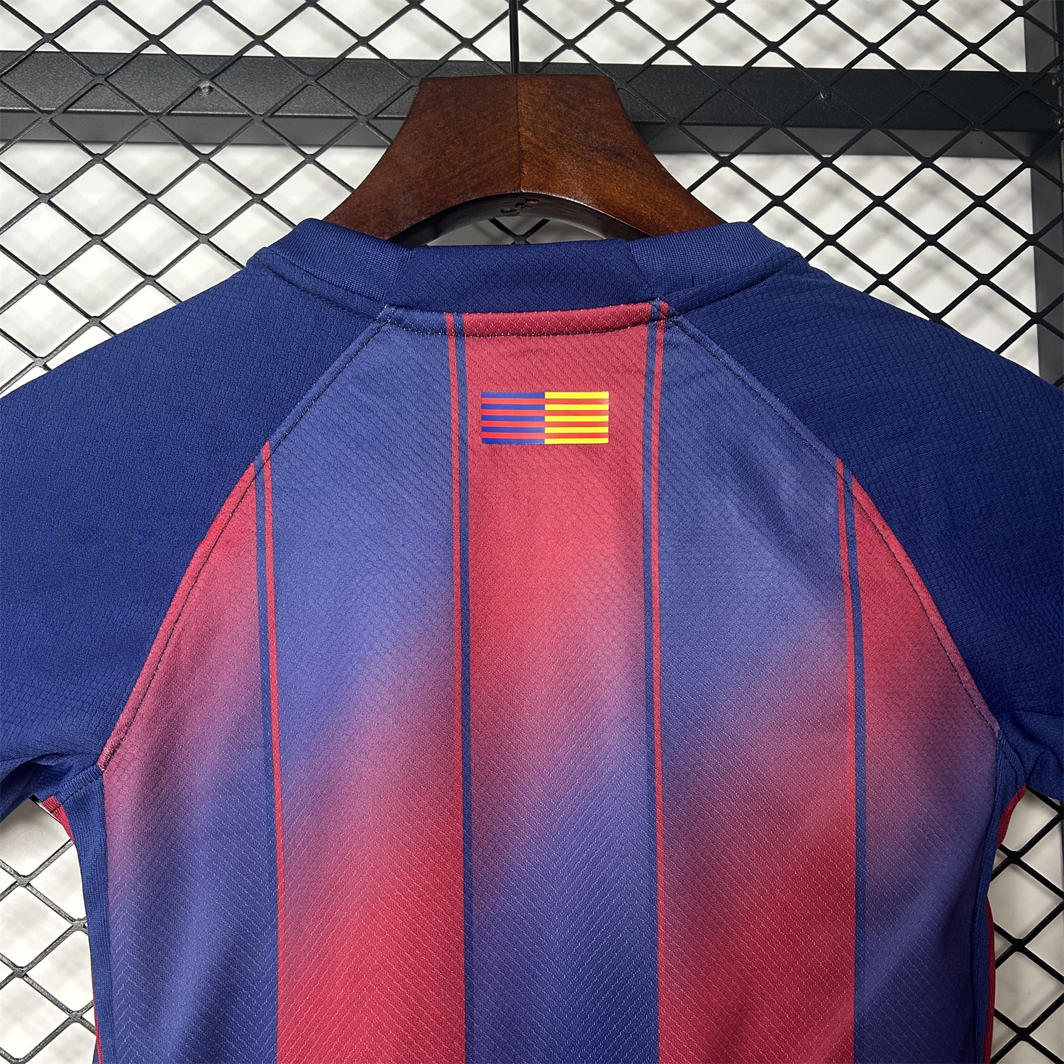 Barcelona 25-26 Home Kids Kit - Fans Version - ManixJersey