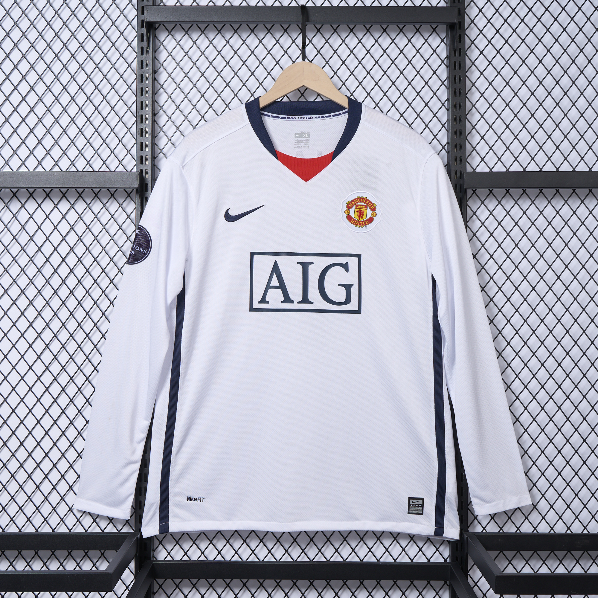 Retro Manchester United 08-09 Away Long Sleeve Jersey - ManixJersey