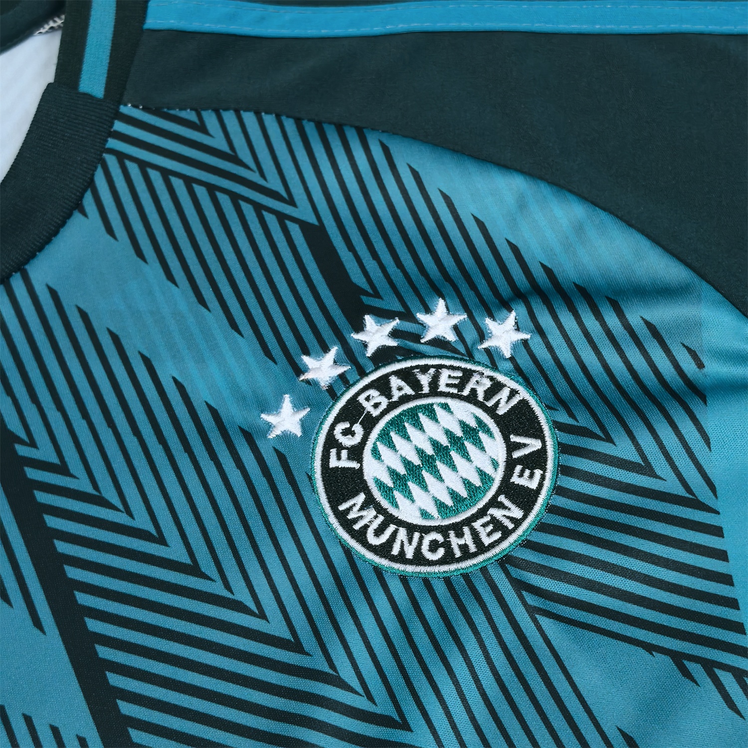 Bayern Munich 25-26 Deep Green Blue Lines Special Edition Jersey - Fans Version - ManixJersey