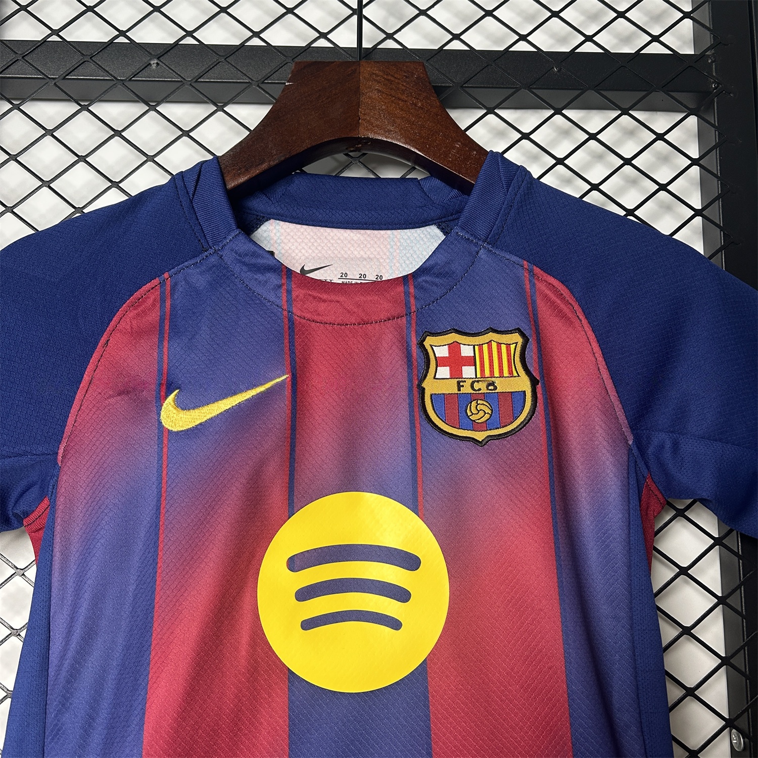 Barcelona 25-26 Home Kids Kit - Fans Version - ManixJersey