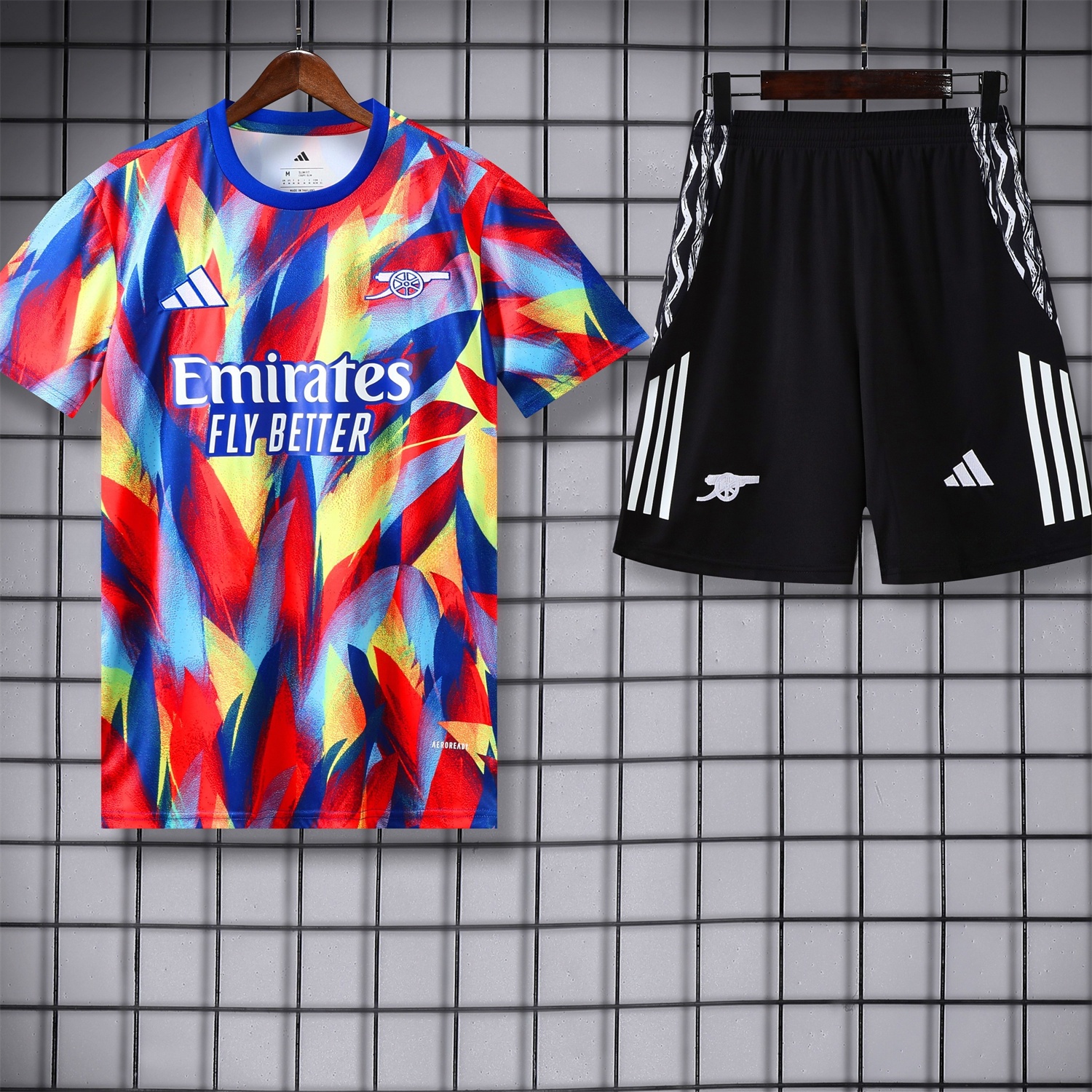 Arsenal 25-26 Short-Sleeve Training Set - Colorful Festival Top and Black Shorts - ManixJersey