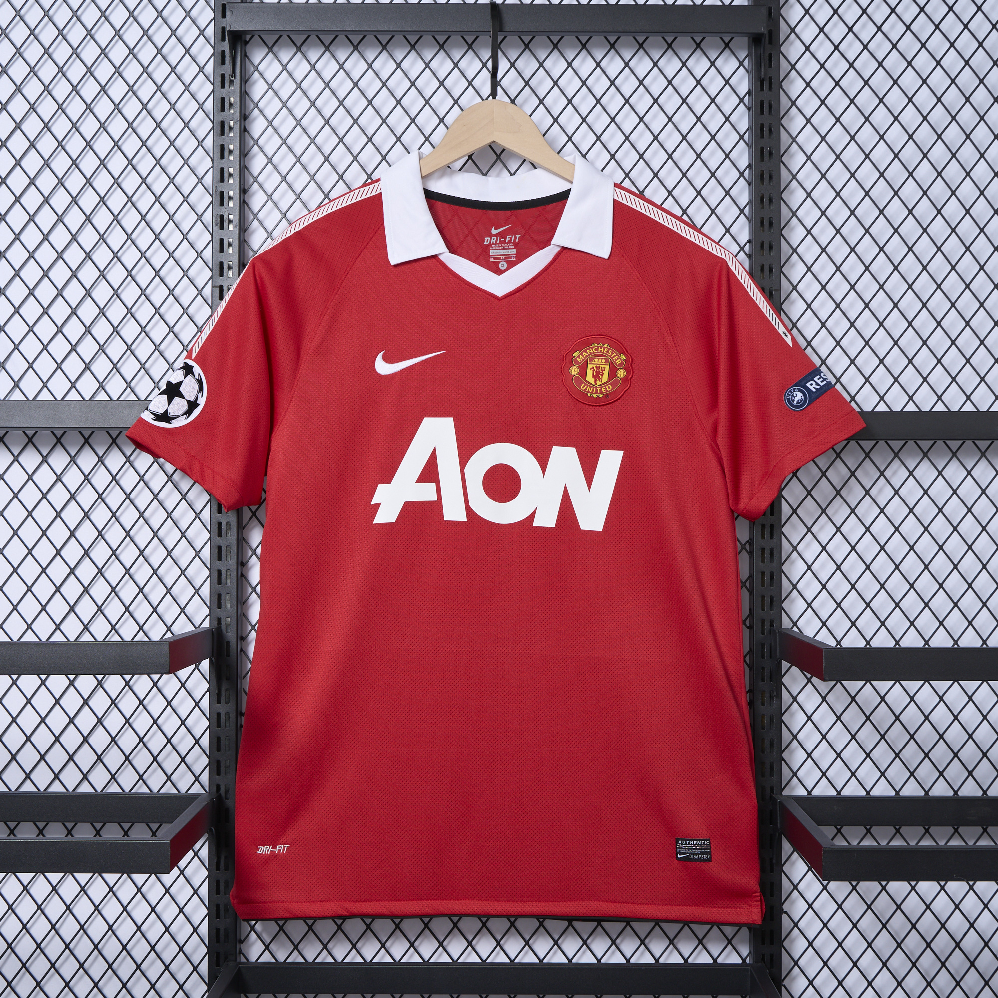 Retro Manchester United 10-11 Home Stadium Jersey - ManixJersey