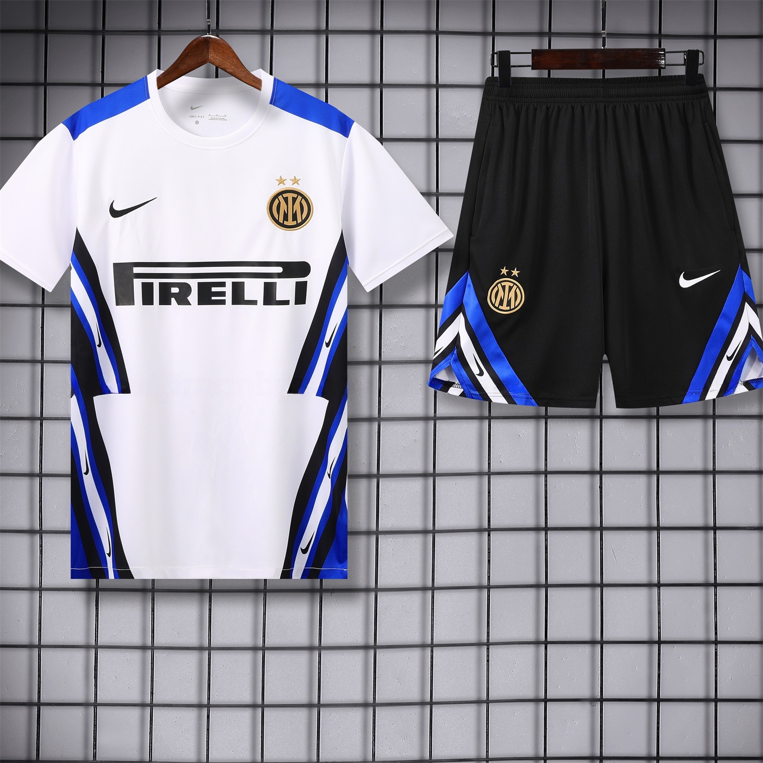 Inter Milan 25-26 Short-Sleeve Training Set - White Top & Black Shorts - ManixJersey