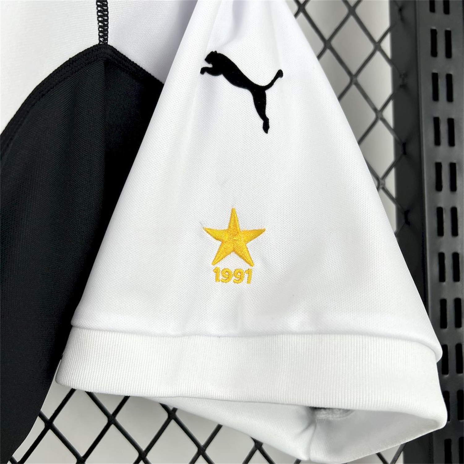 Retro Colo Colo 2003 Home Jersey - ManixJersey