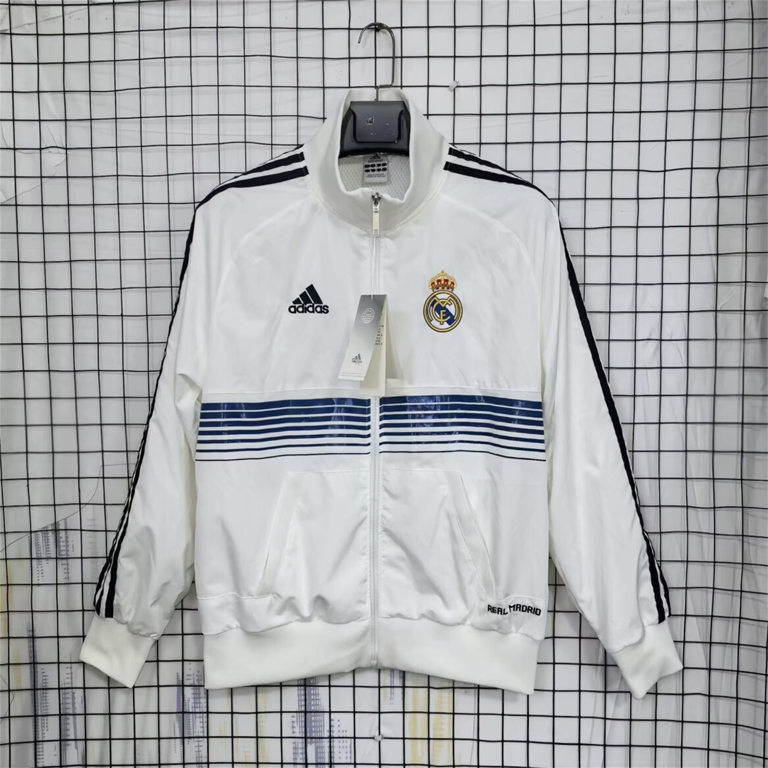 Real Madrid 25-26 Windbreaker Jacket - White With Black Lines - ManixJersey