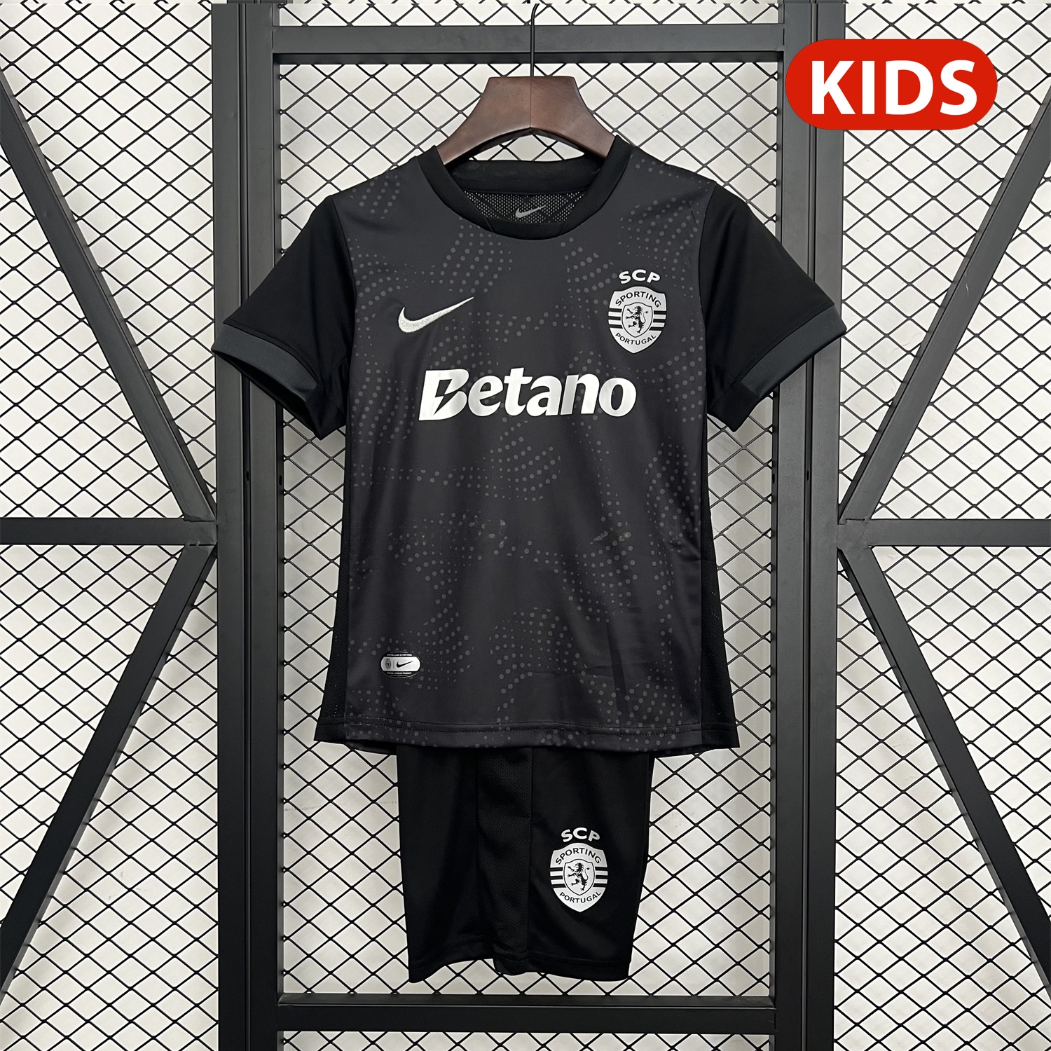Sporting CP 25-26 Black Special Kids Kit - ManixJersey