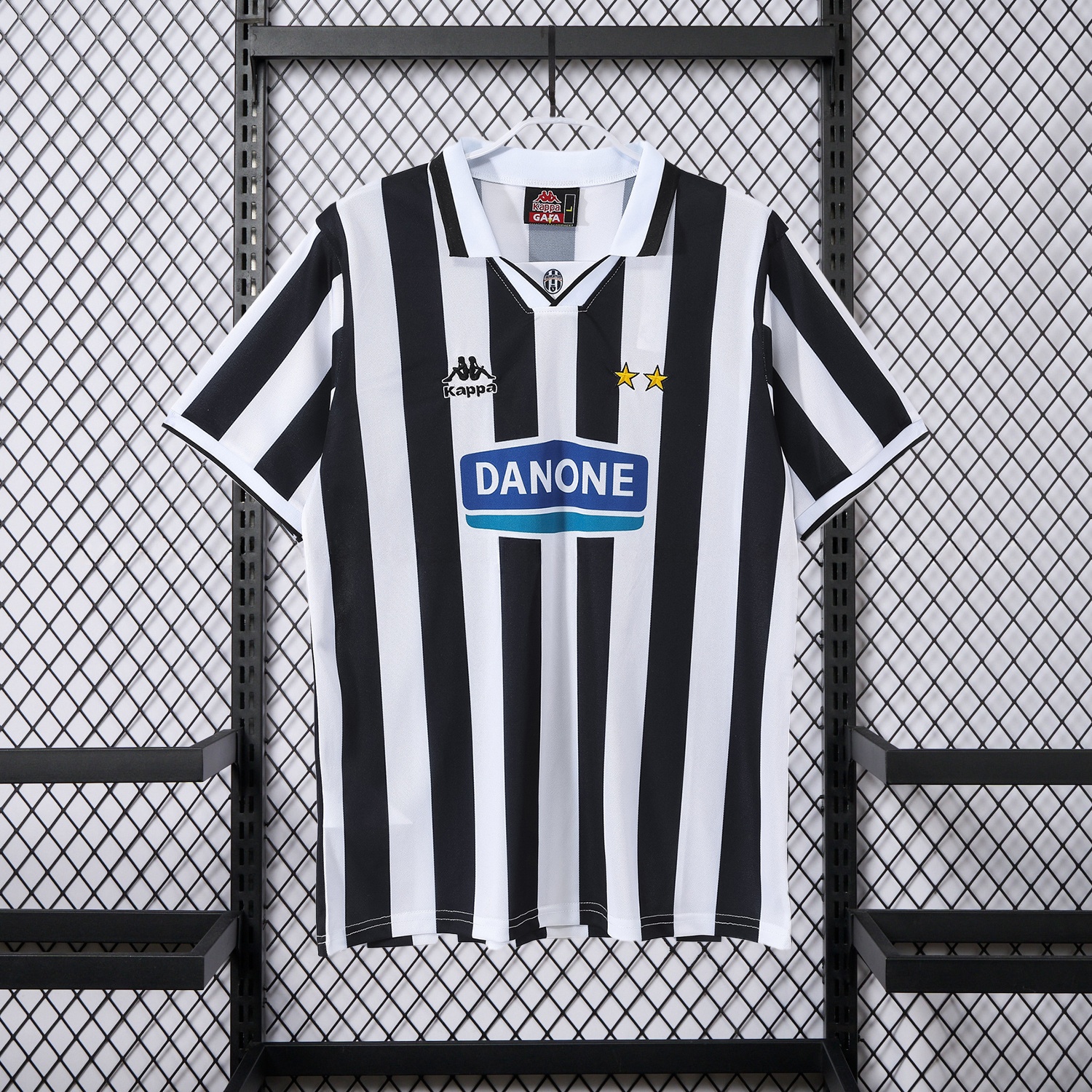 Retro Juventus 1994-95 Home Jersey - ManixJersey