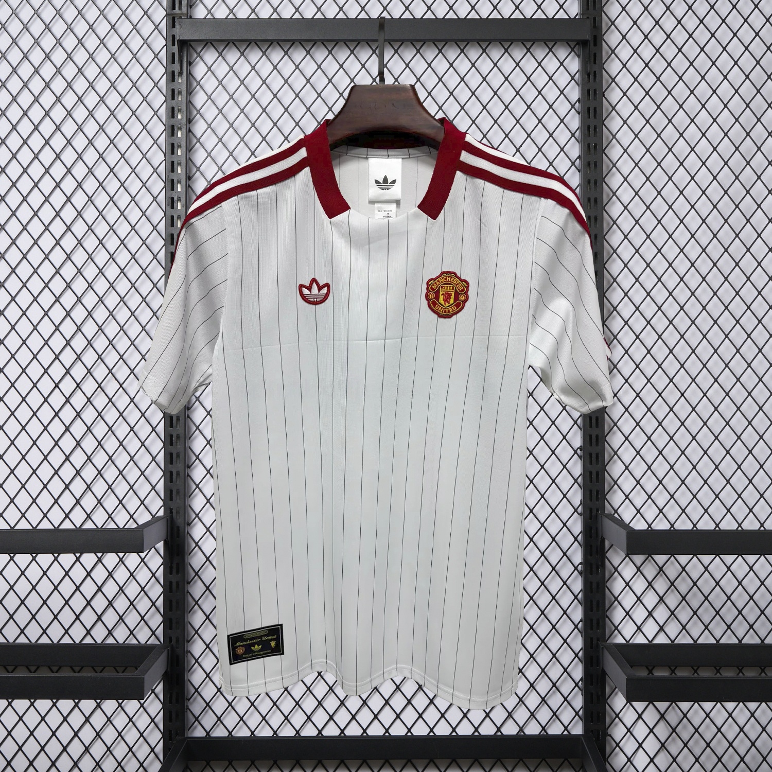 Manchester United 25-26 Trefoil White Travel Jersey - Fans Version - ManixJersey
