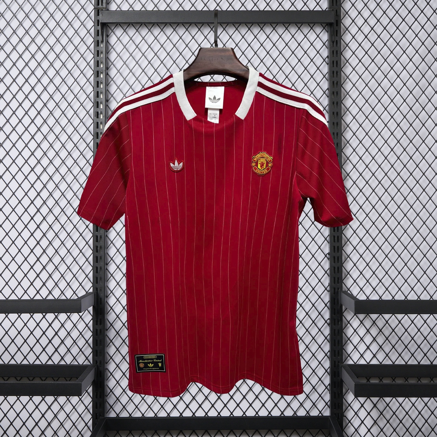 Manchester United 25-26 Trefoil Red Travel Jersey - Fans Version - ManixJersey