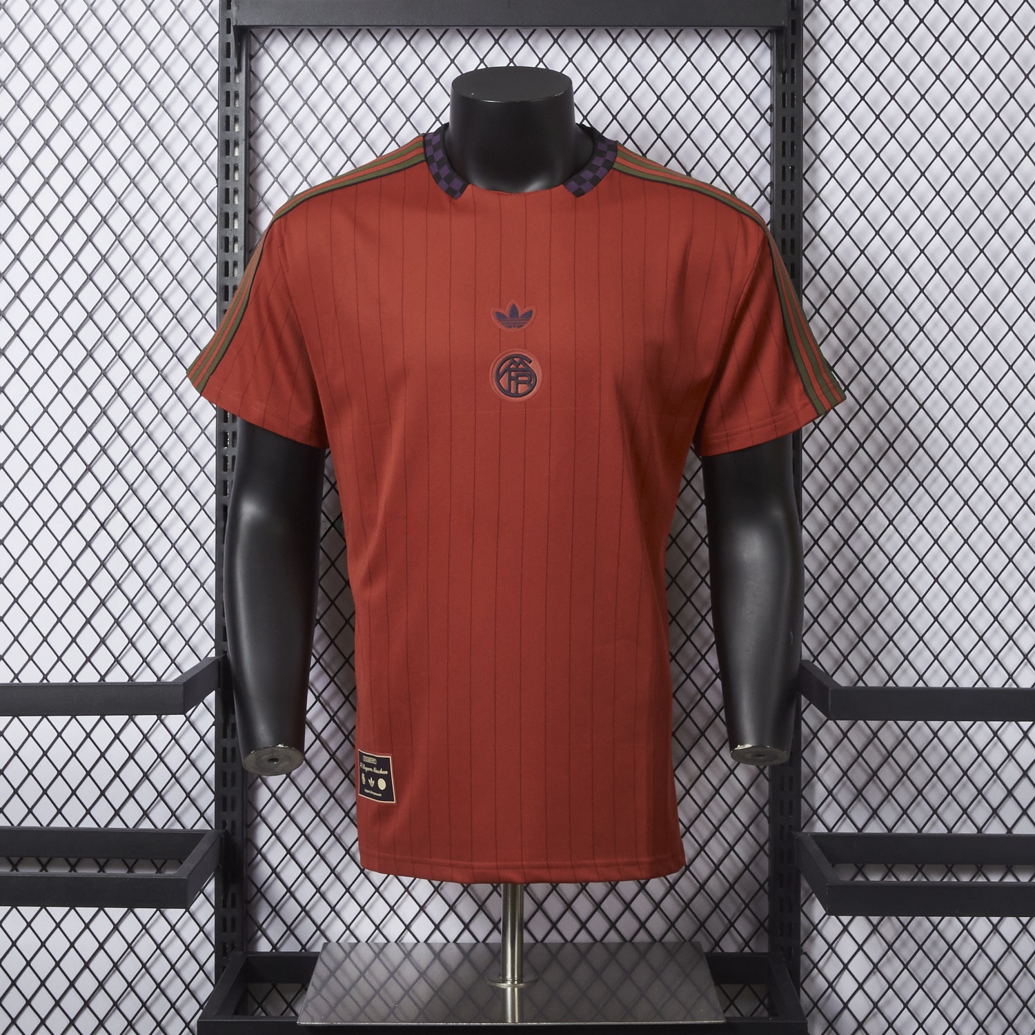 Bayern Munich 25-26 Trefoil Red Travel Jersey - Player Version - ManixJersey