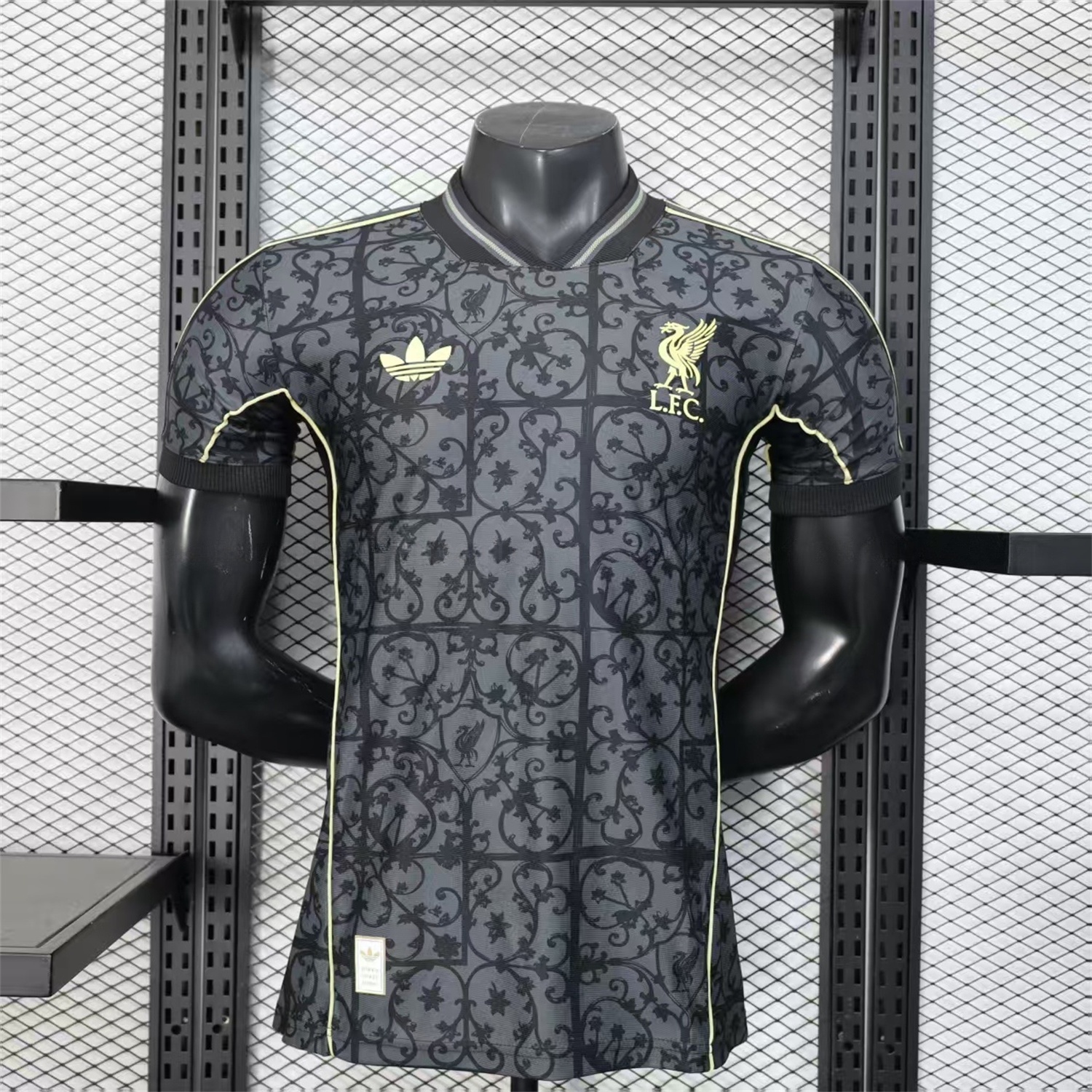 Liver.pool 25-26 Black Floral Pattern Special Jersey - Player Version - ManixJersey