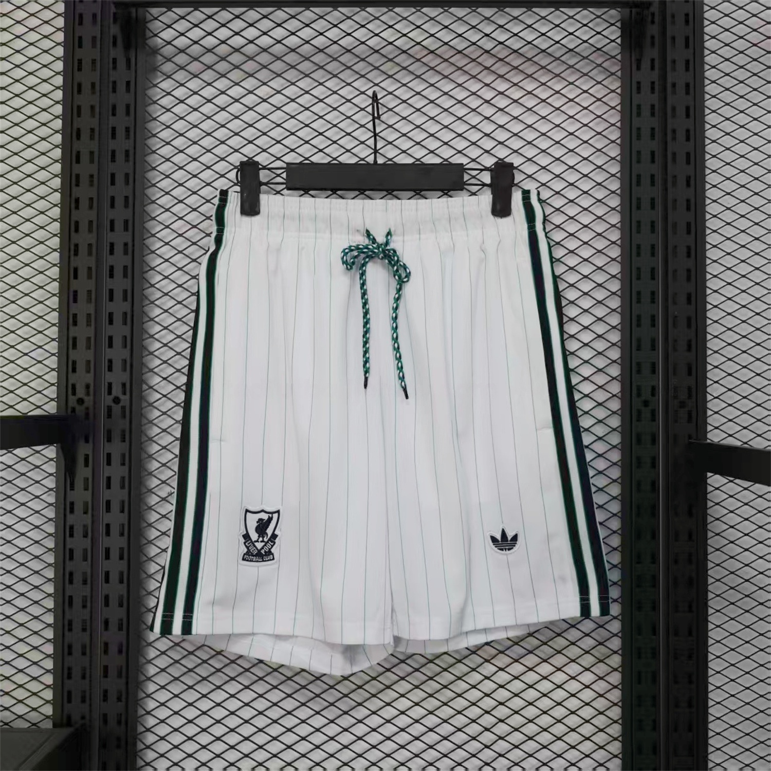 Liver.pool 25-26 Trefoil White Travel Shorts - Player Version - ManixJersey