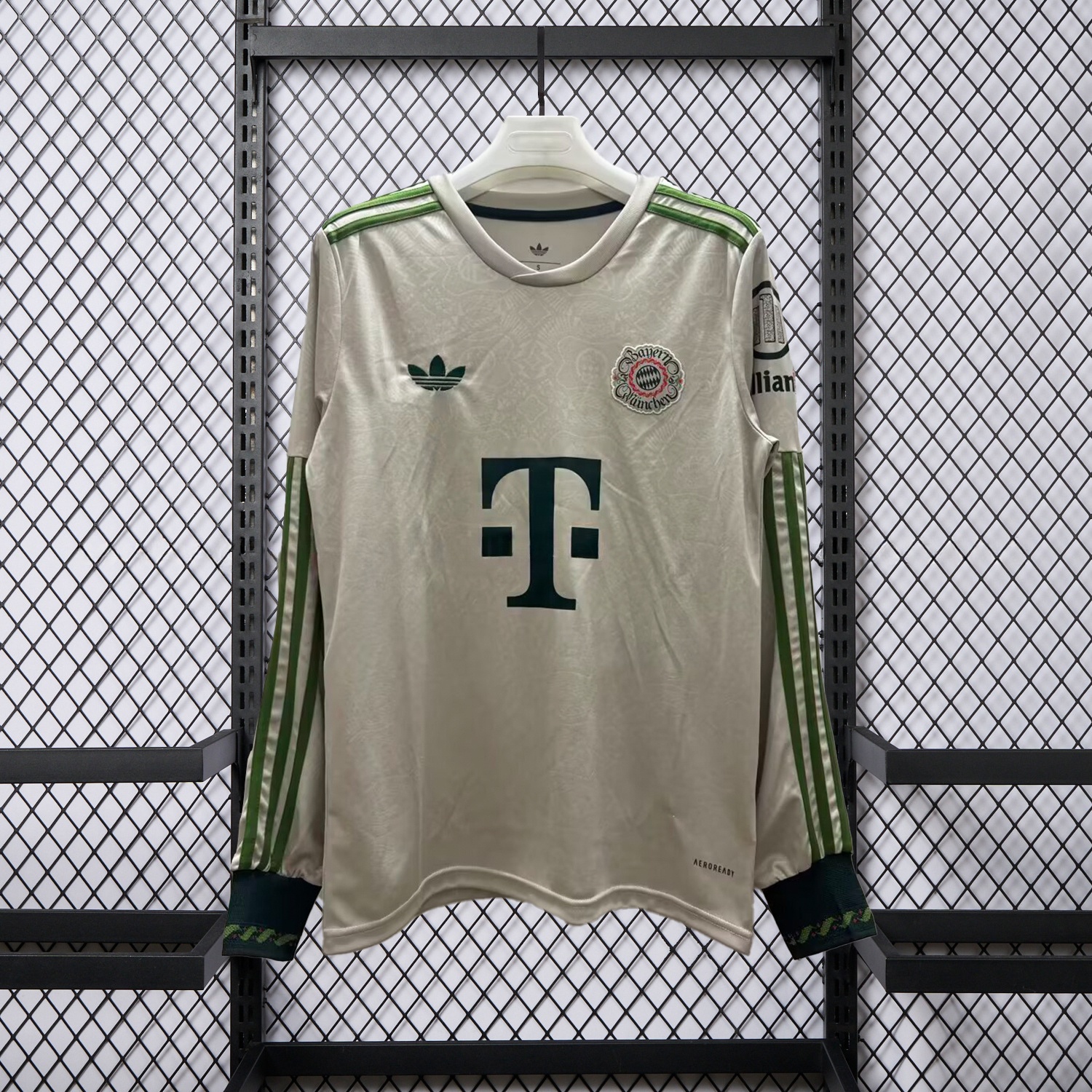 Bayern Munich 25-26 Oktoberfest Long Sleeves Jersey - Fans Version - ManixJersey