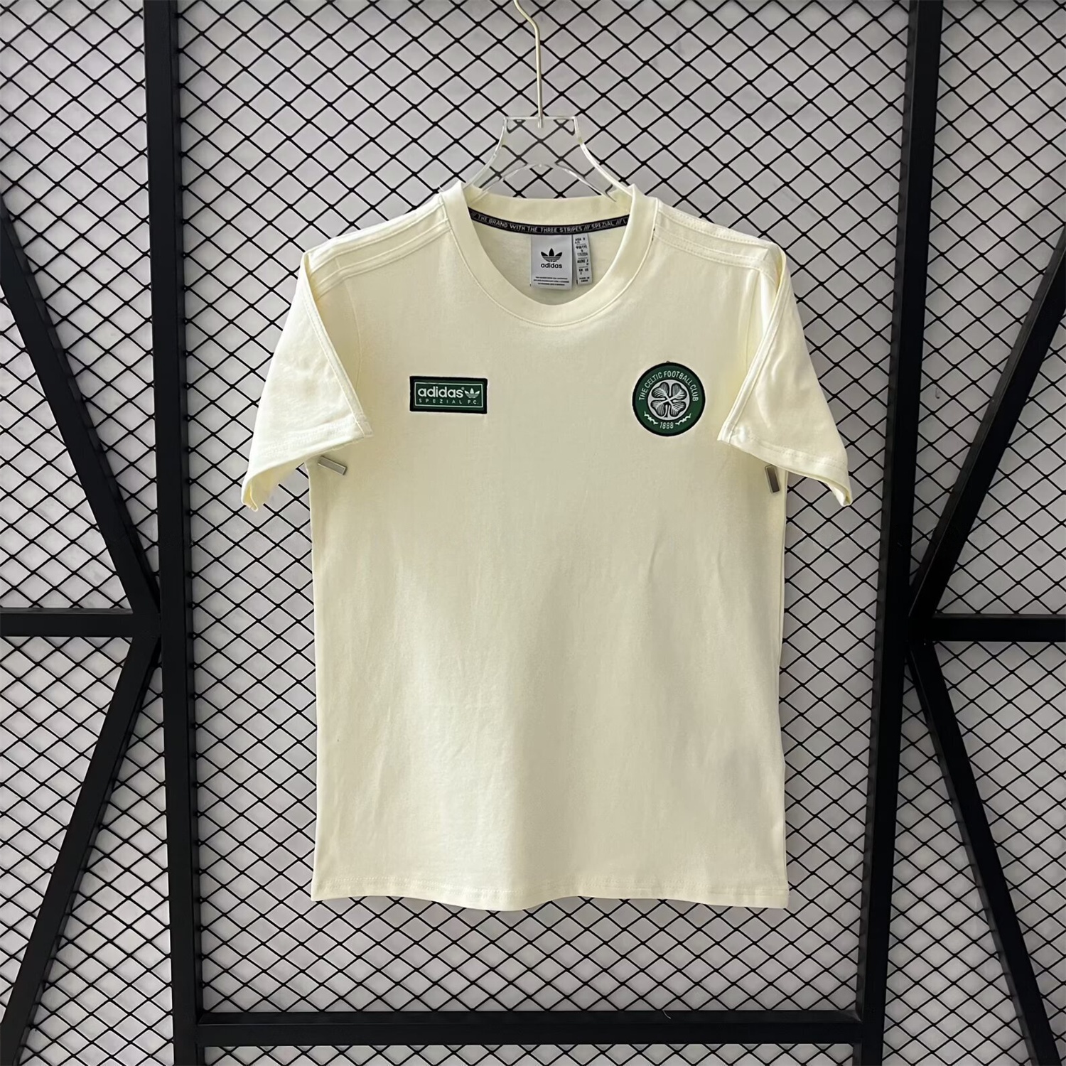 Celtic 25-26 Beige Casual Shirt - ManixJersey