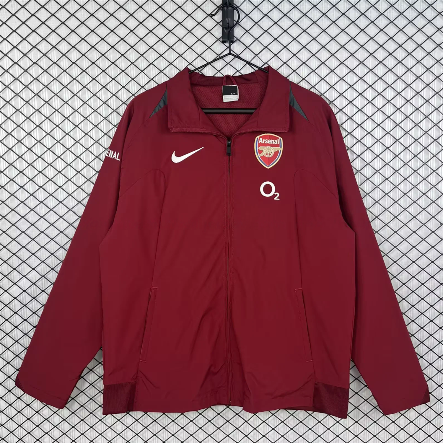 Retro Arsenal 2005-06 Home Windbreaker Jacket - Red - ManixJersey