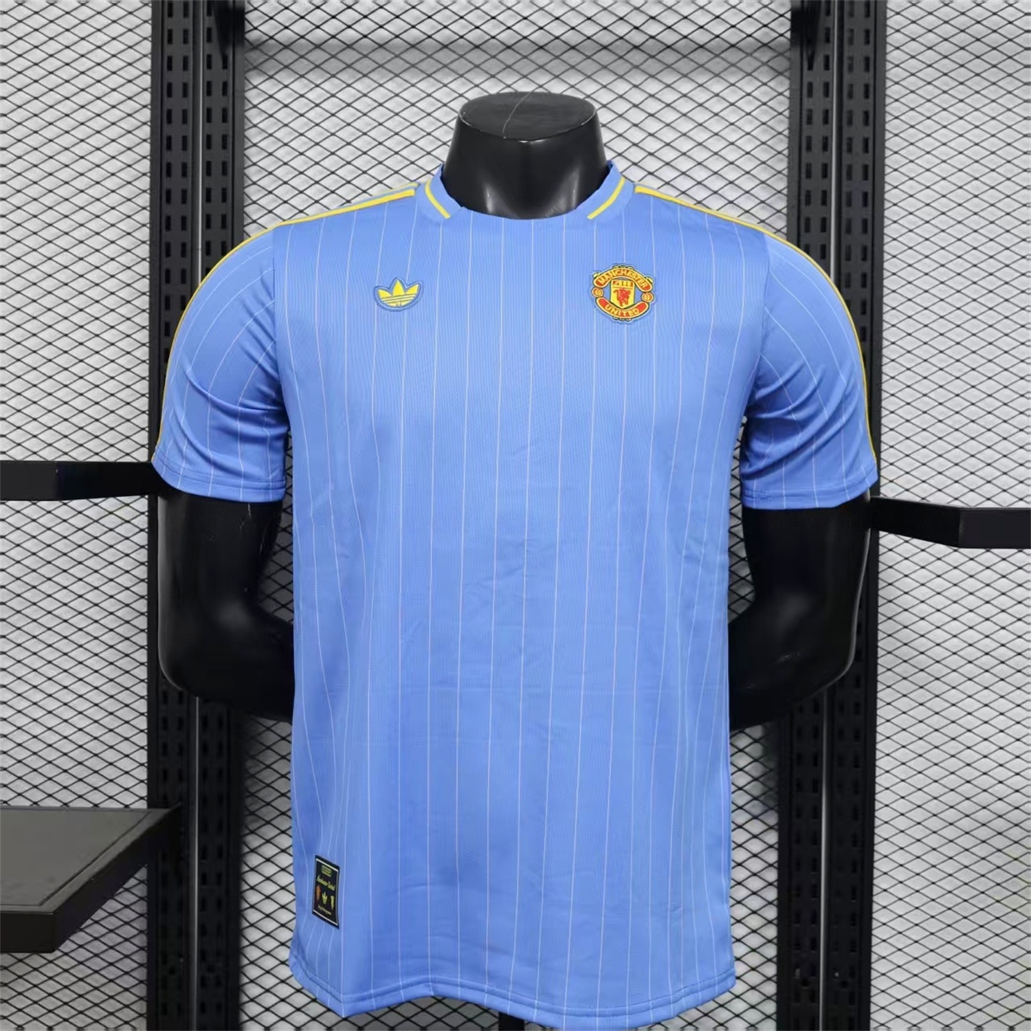 Manchester United 25-26 Icon Travel Special Edition Blue Jersey - Player Version - ManixJersey