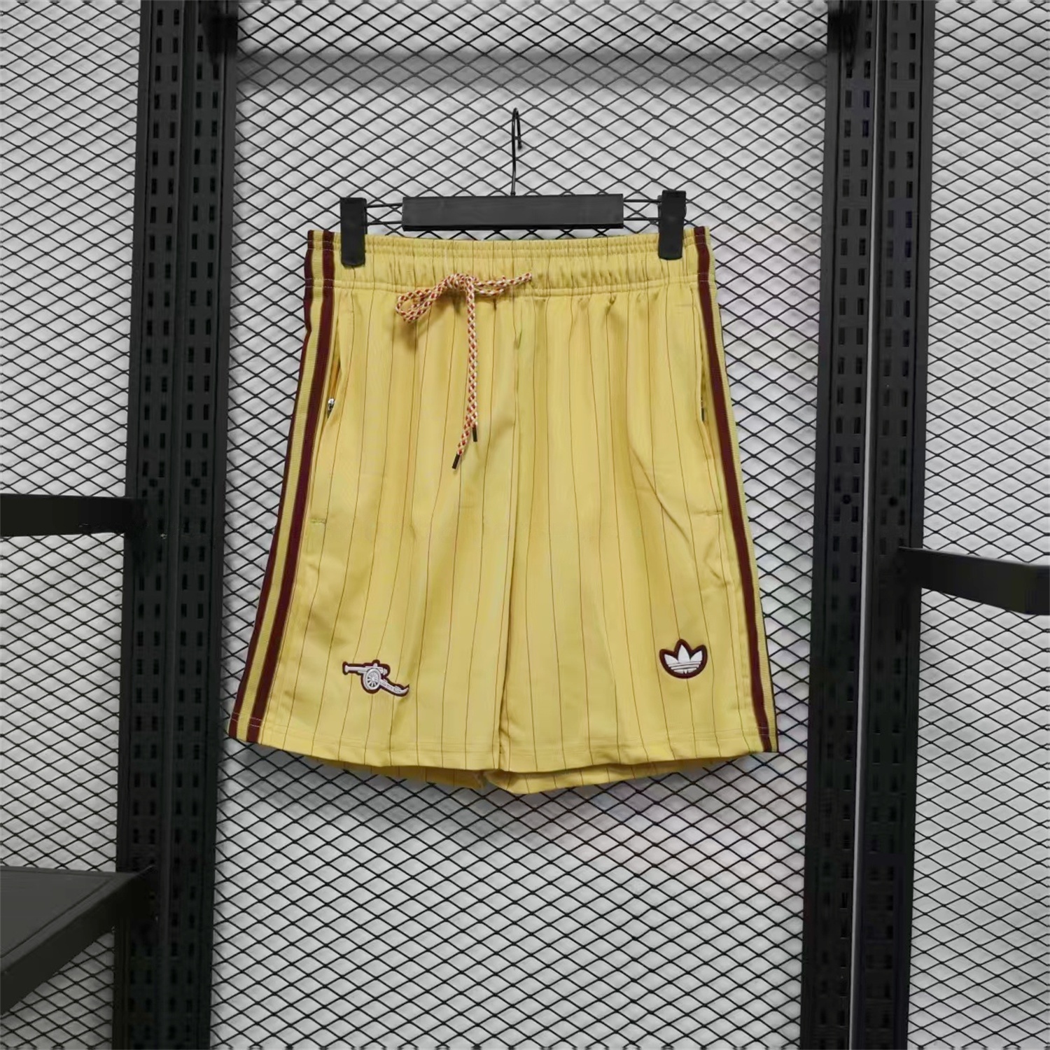 Arsenal 25-26 Trefoil Yellow Travel Shorts - Player Version - ManixJersey