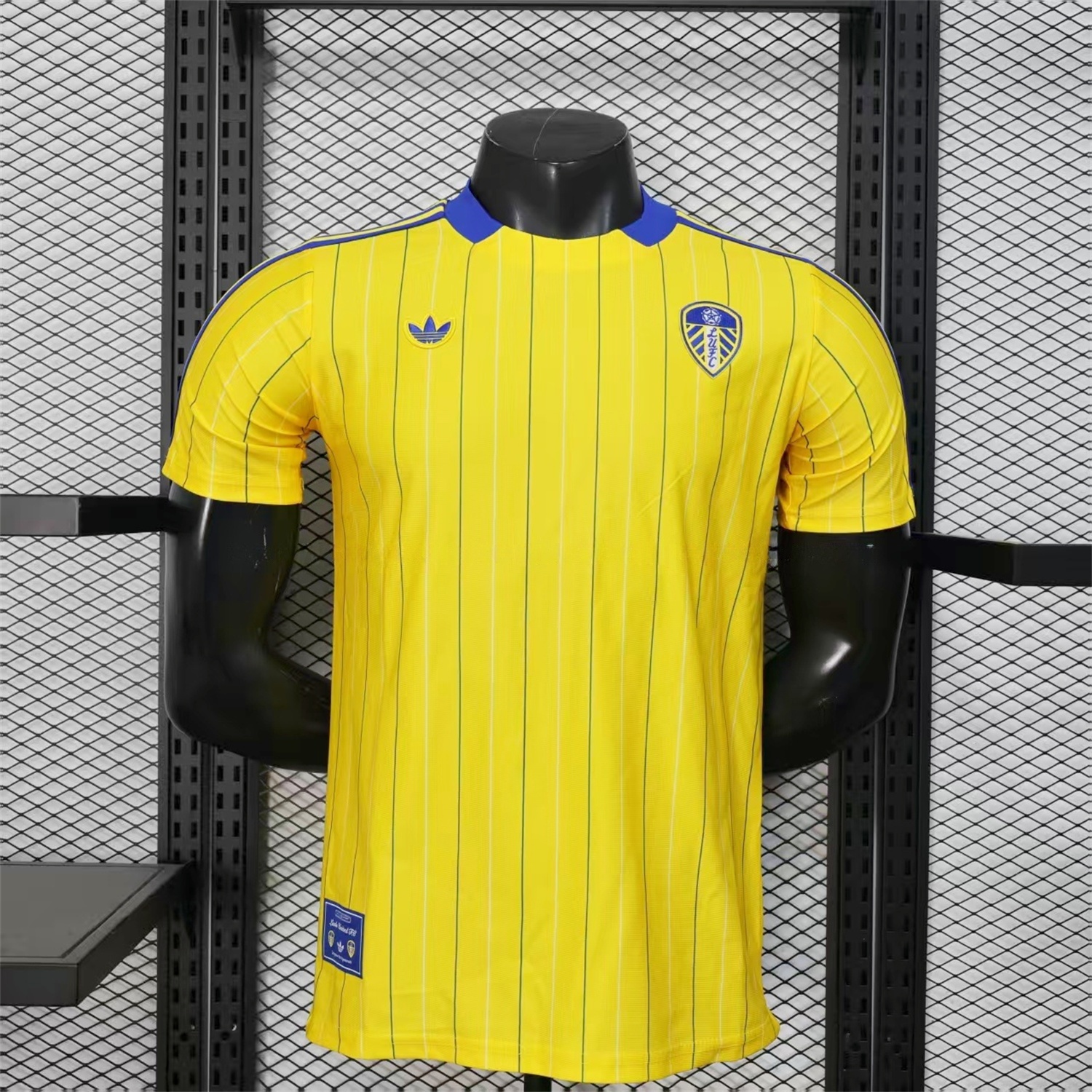Leeds United 25-26 Icon Travel Special Edition Yellow Jersey - Player Version - ManixJersey