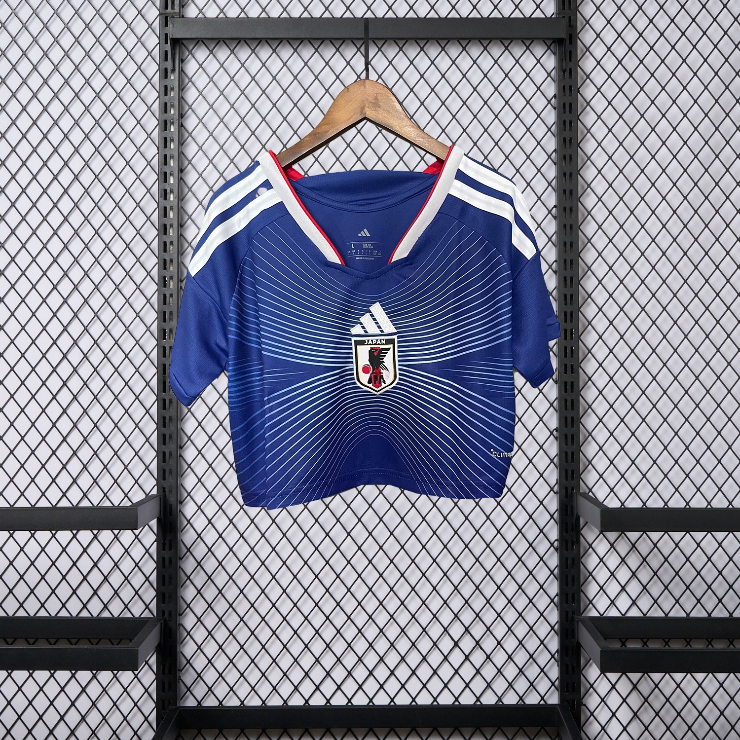 Women's Japan 2026 Home Cropped Jersey - ManixJersey