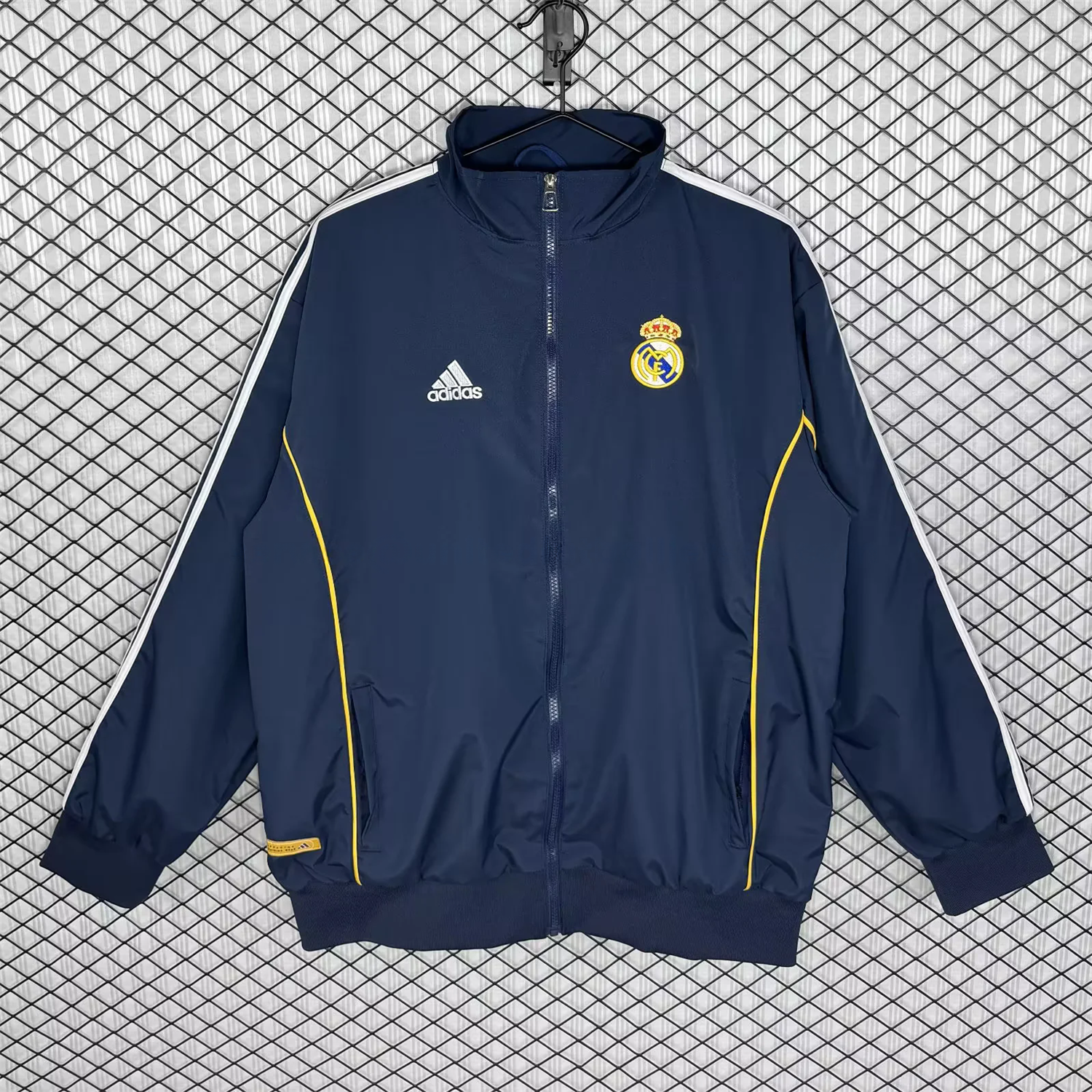 Retro Real Madrid 1998-99 Third Windbreaker Jacket - Blue - ManixJersey